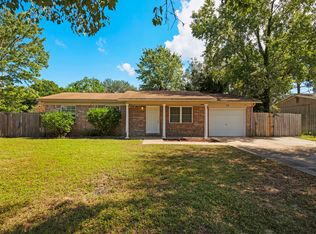 72 11th St, Shalimar, FL 32579