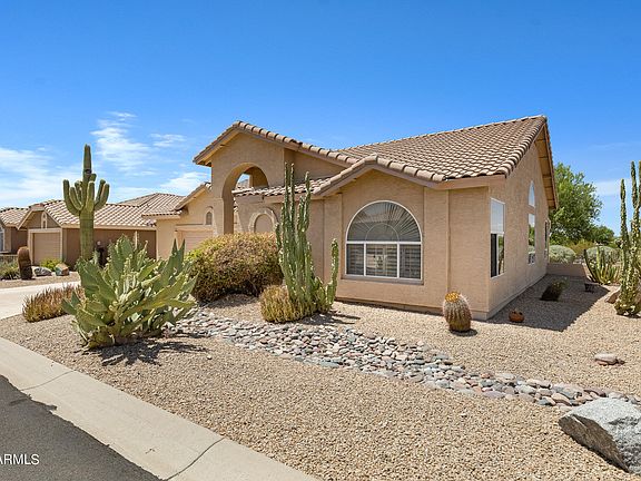 3rd image of 6036 S CASSIA Drive