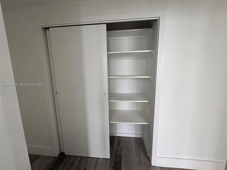 7545 E Treasure Dr #9H — Photo 35