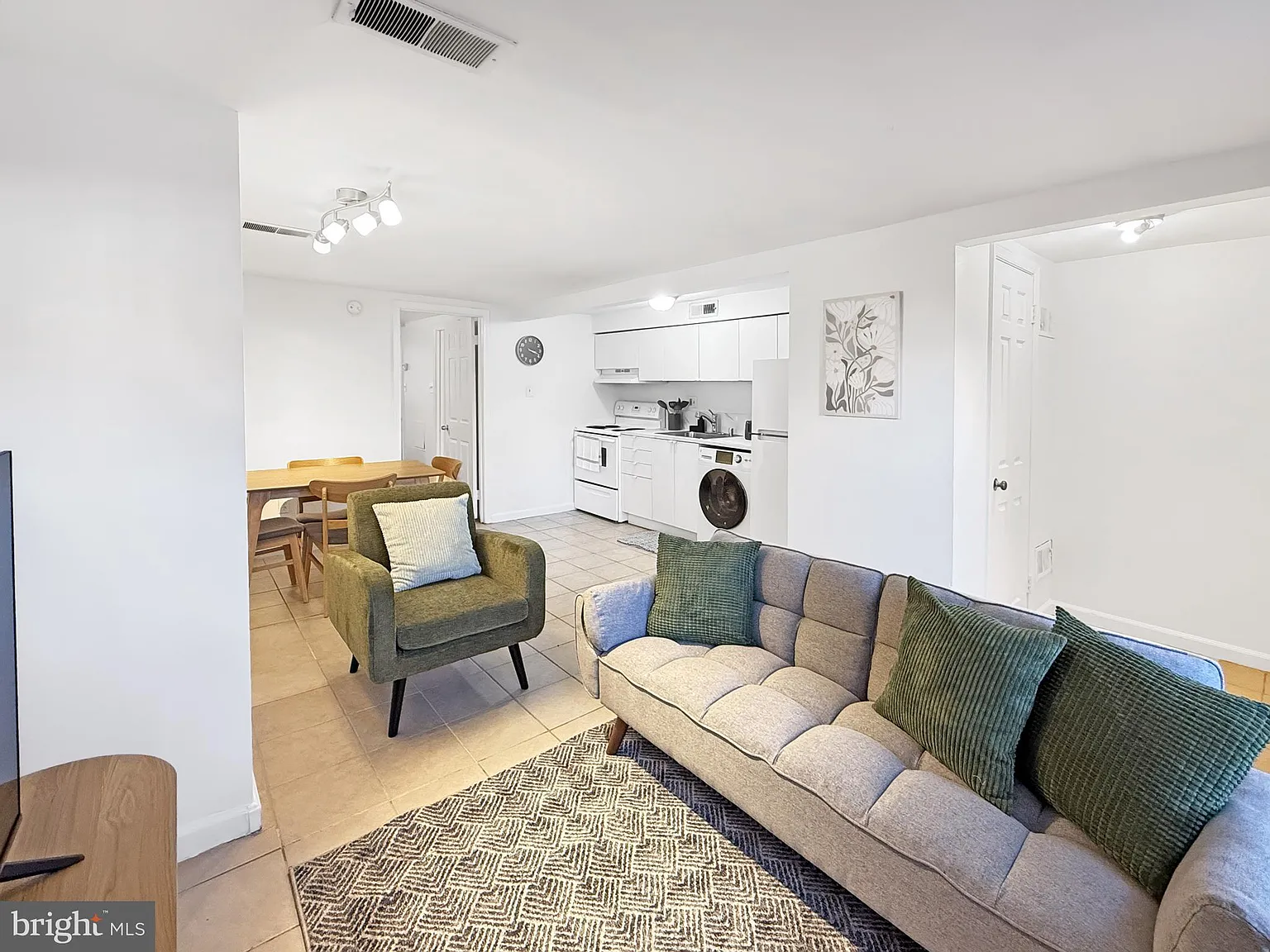 1 bed, 1.0 bath, 512 sqft, $1,850 — Photo 4