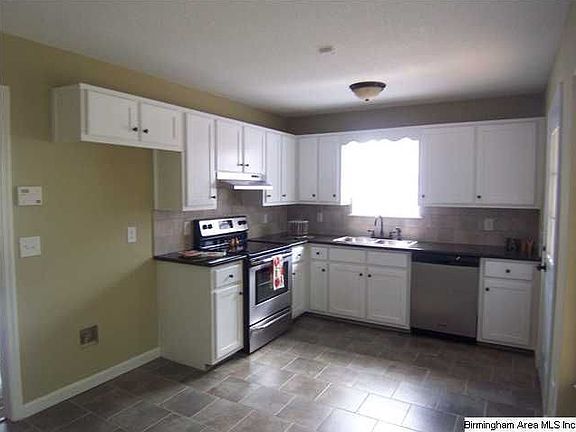 3rd image of 5558 Melissa Dr