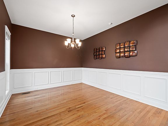 5th image of 1509 Edgewater Ln