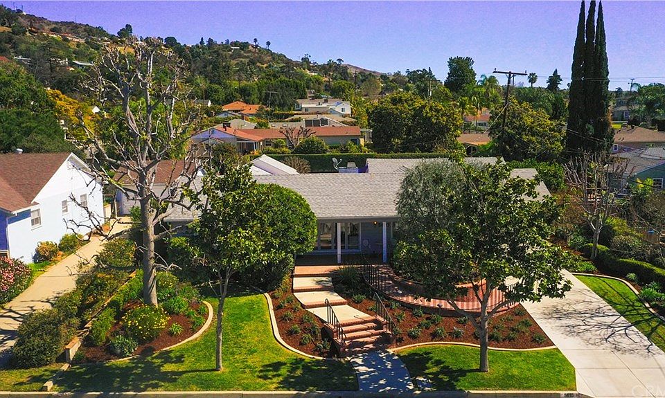 1st image of 5610 Hoover Ave