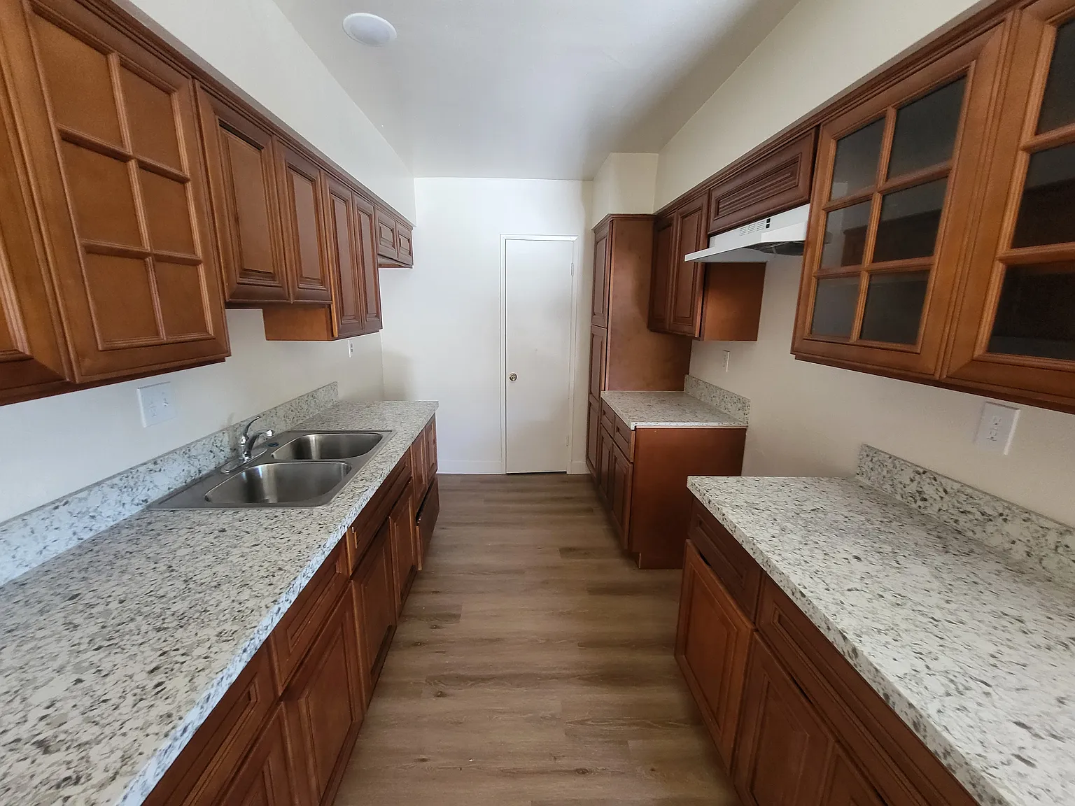 1 bed, $2,195 — Photo 4