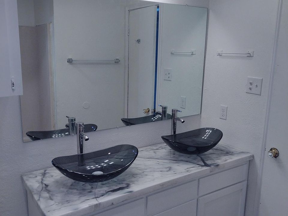 1st image of 1125 E Huisache Ave #3