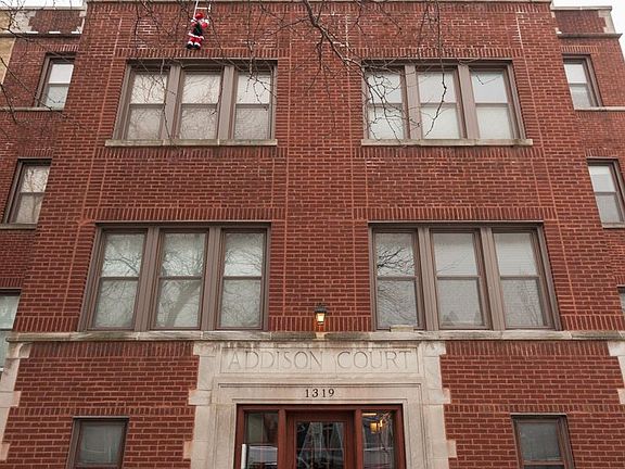 2017_12_27_1319_W_Addison_Unit_3A_2