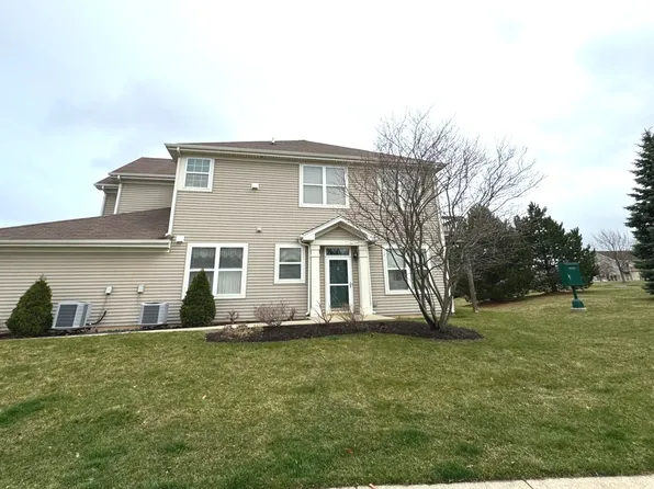 1386 Remington Dr #1386, Fox Lake, IL 60020