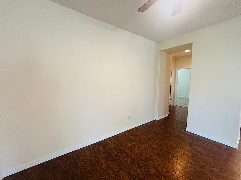 4859 NW 35th Lane Rd — Photo 7