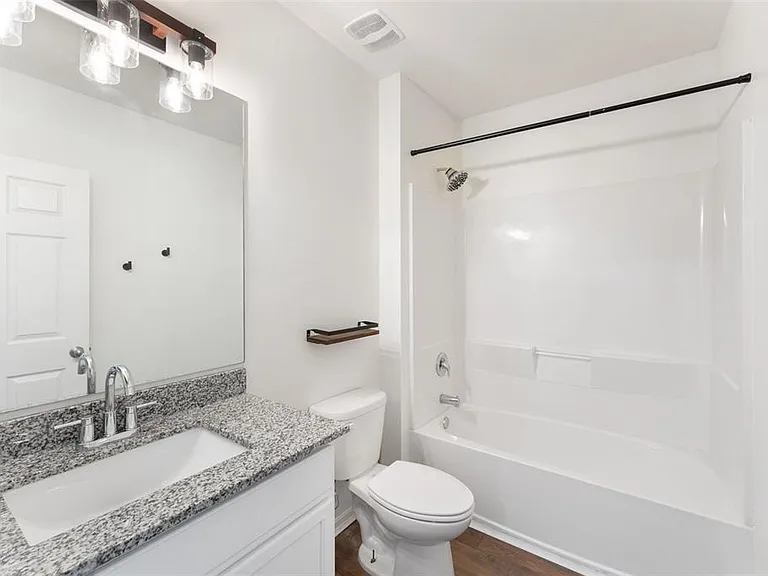 3945 River Bank Way — Photo 16