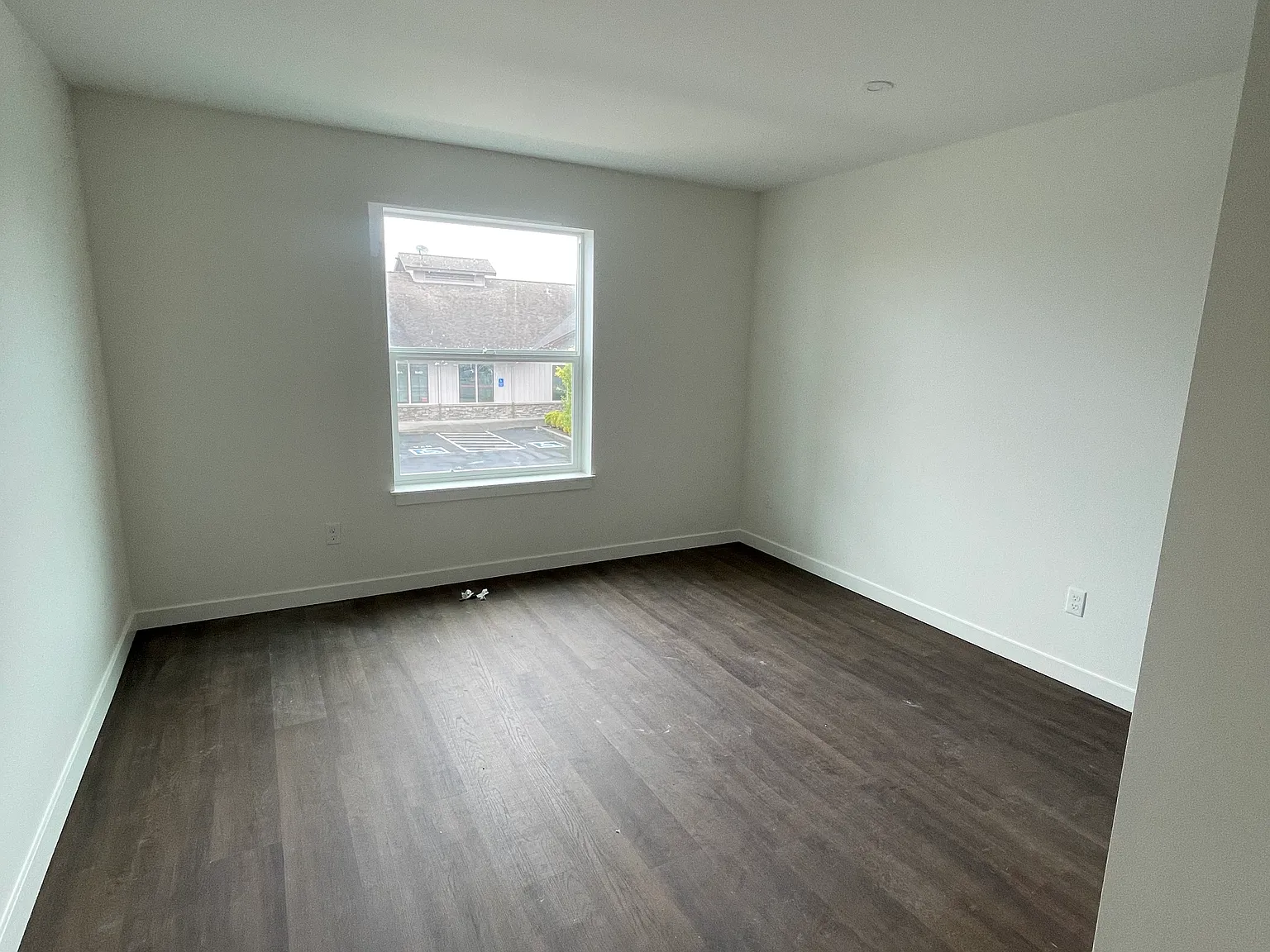 2 bed, 972 sqft, $1,895 — Photo 3