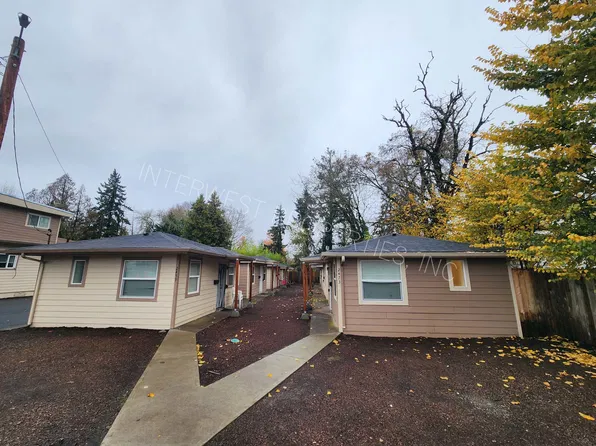 2473 Trade St SE, Salem, OR 97301