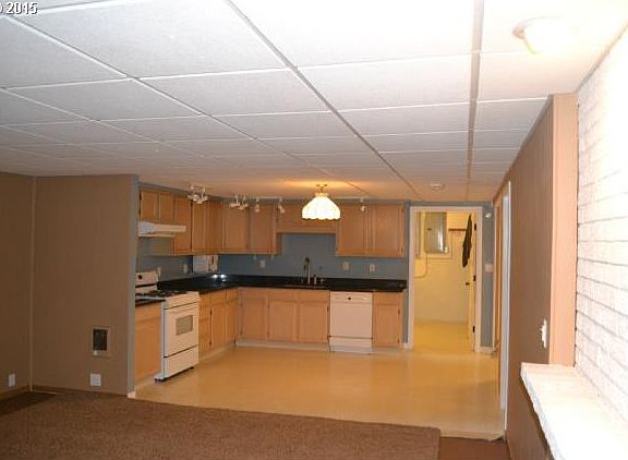 3rd image of 5730 SE 44th Ave