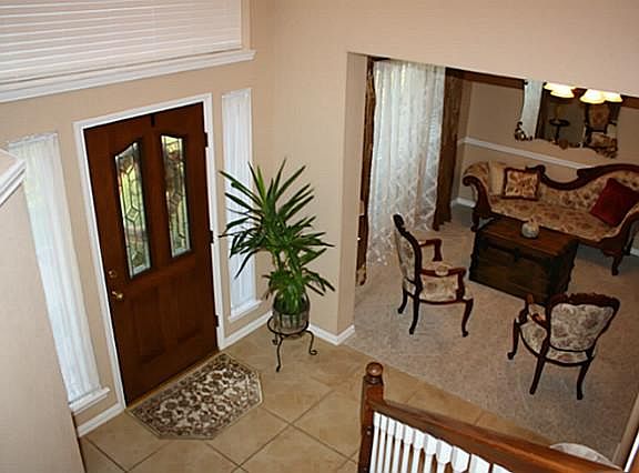 3rd image of 1202 Sonoma Dr