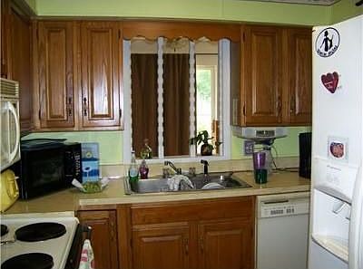 3rd image of 1002 Woodmont Dr