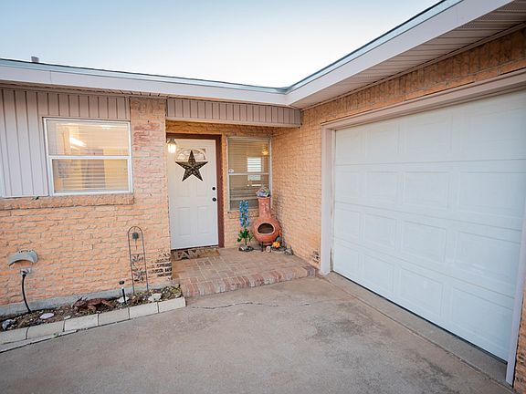 3rd image of 3701 Roosevelt Dr