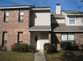 211 Pineridge Ct, Mandeville, LA 70448