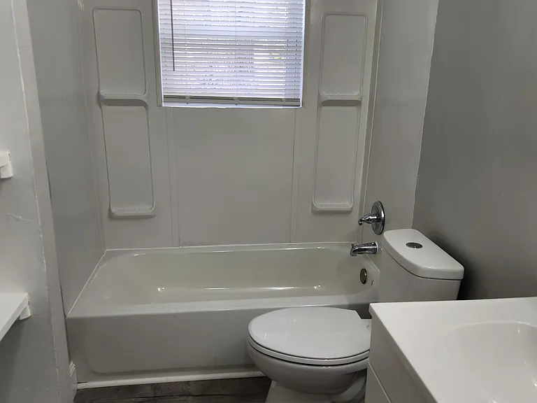 2519 Renwood Pl — Photo 13