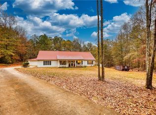 225 Ewing Dr, Social Circle, GA 30025