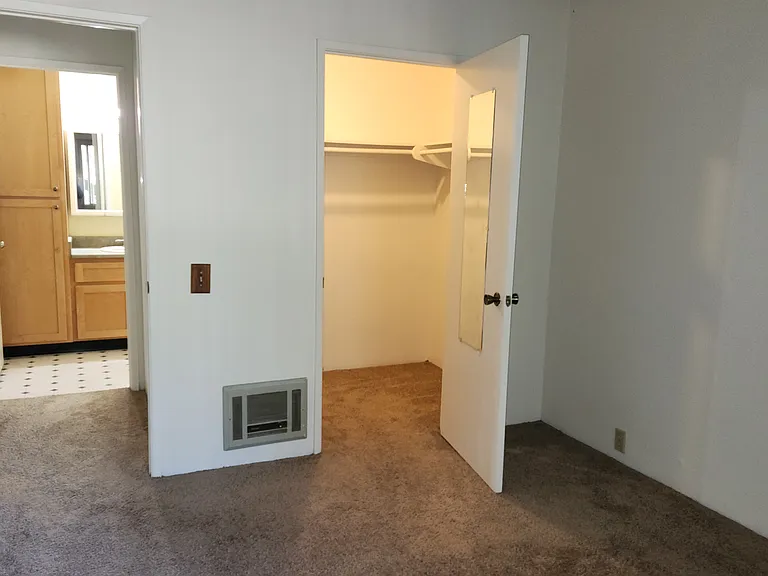 6394 Rancho Mission Rd — Photo 12