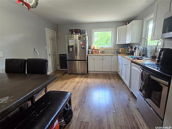 5th image of 27 Antrim STREET