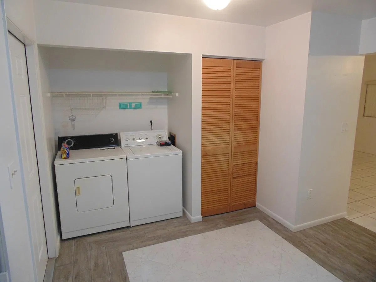 2 bed, 1100 sqft, $2,000 — Photo 3