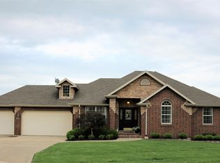 2918 N 25th St, Ozark, MO 65721