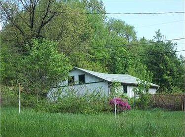 2nd image of 1123 Upper Boyd School Rd