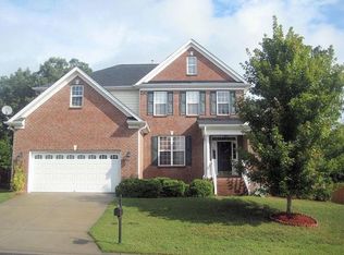 2071 Waterford Village Dr, Clemmons, NC 27012