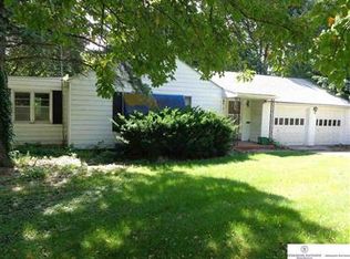306 S 68th St, Omaha, NE 68132