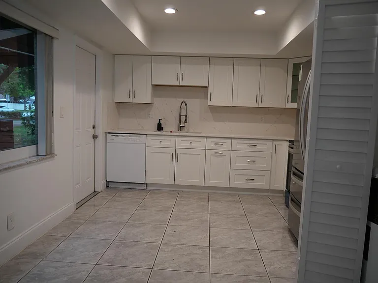 7091 W Sunrise Blvd #7091 — Photo 4