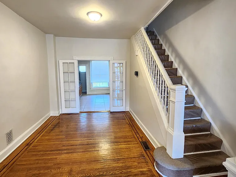 3216 W Belvedere Ave — Photo 3