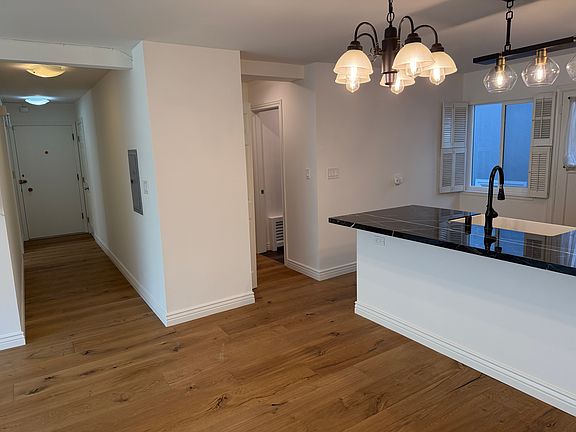 2nd image of 1966 Pacific Ave APT 203
