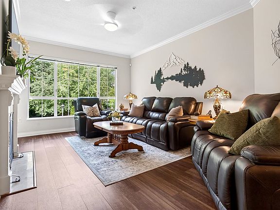 5th image of 2985 Princess Cres #218