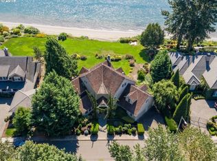15813 SE Rivershore Dr, Vancouver, WA 98683