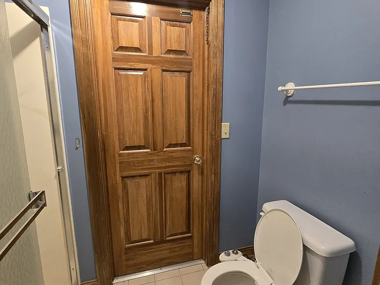3034 Russell Rd — Photo 11
