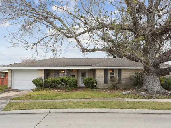 1037 Maplewood Dr, Harvey, LA 70058