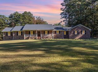 193 Camelia Rd, Benson, NC 27504