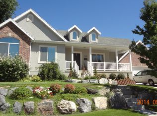 1032 N Mahogany Dr, Pleasant Grove, UT 84062