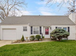 5010 Briar St, Roeland Park, KS 66205