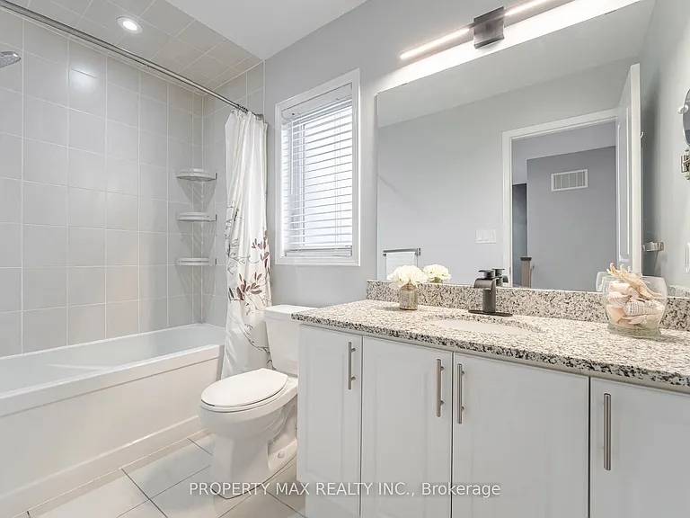 66 Rimrock Cres — Photo 31