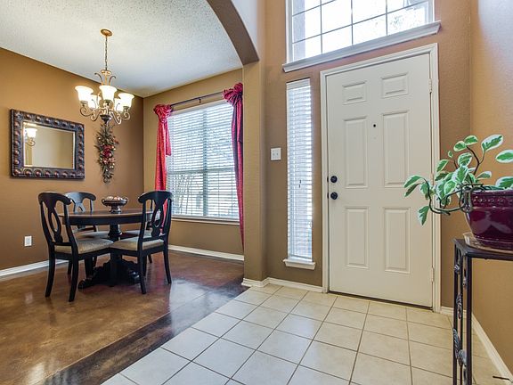 3rd image of 7299 Waterlily Ln