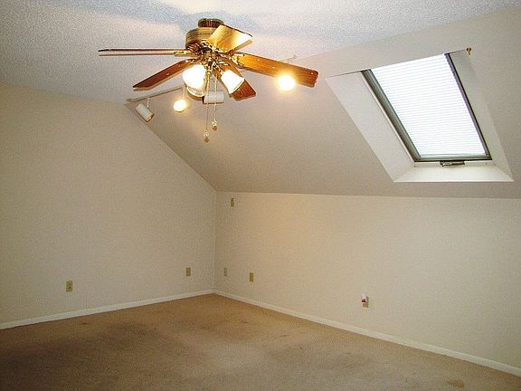 5th image of 50209 Eagle Trace Dr