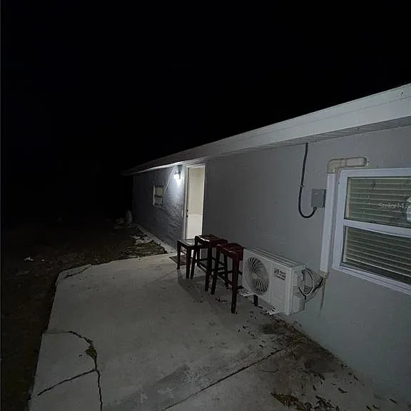 2211 54th Avenue Dr W — Photo 2