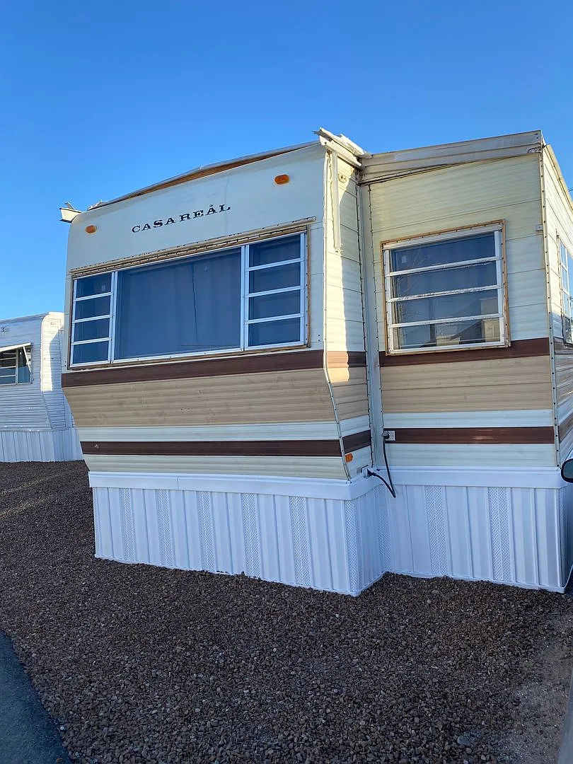 Renovated Mobile Home for Rent or Sale — Photo 2