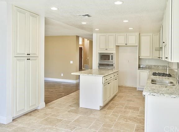 3rd image of 14162 Evening View Dr