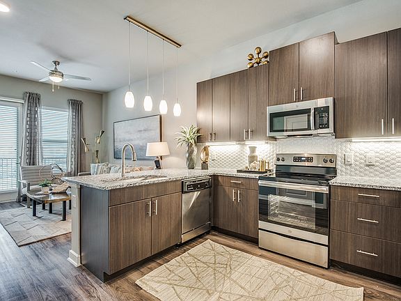 3rd image of 1901 Knightsbridge Rd #8209