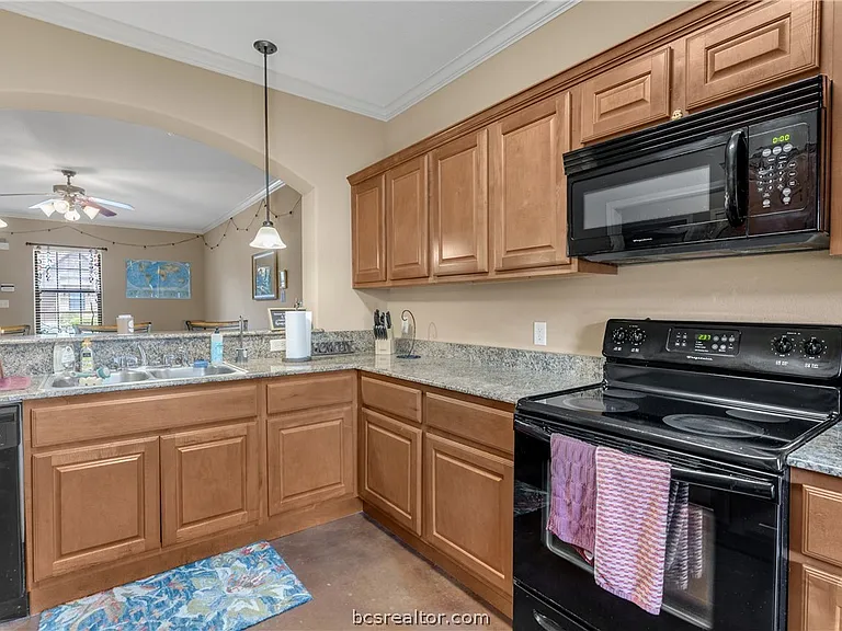 3321 General Pkwy — Photo 8