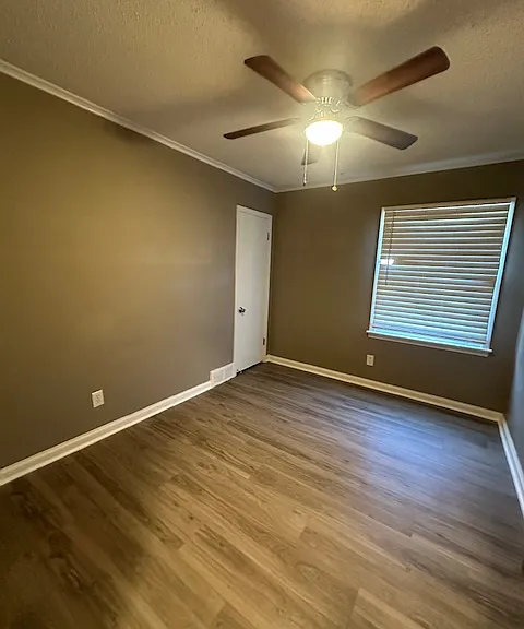 5089 Hampshire Ave — Photo 13