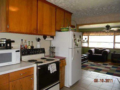 2nd image of 2617 Anna Ave