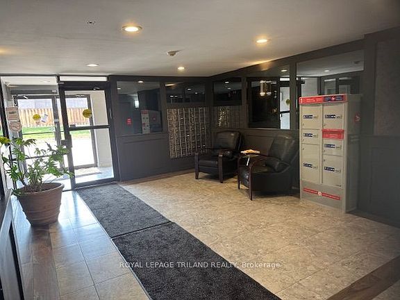 2nd image of 650 Cheapside St #605